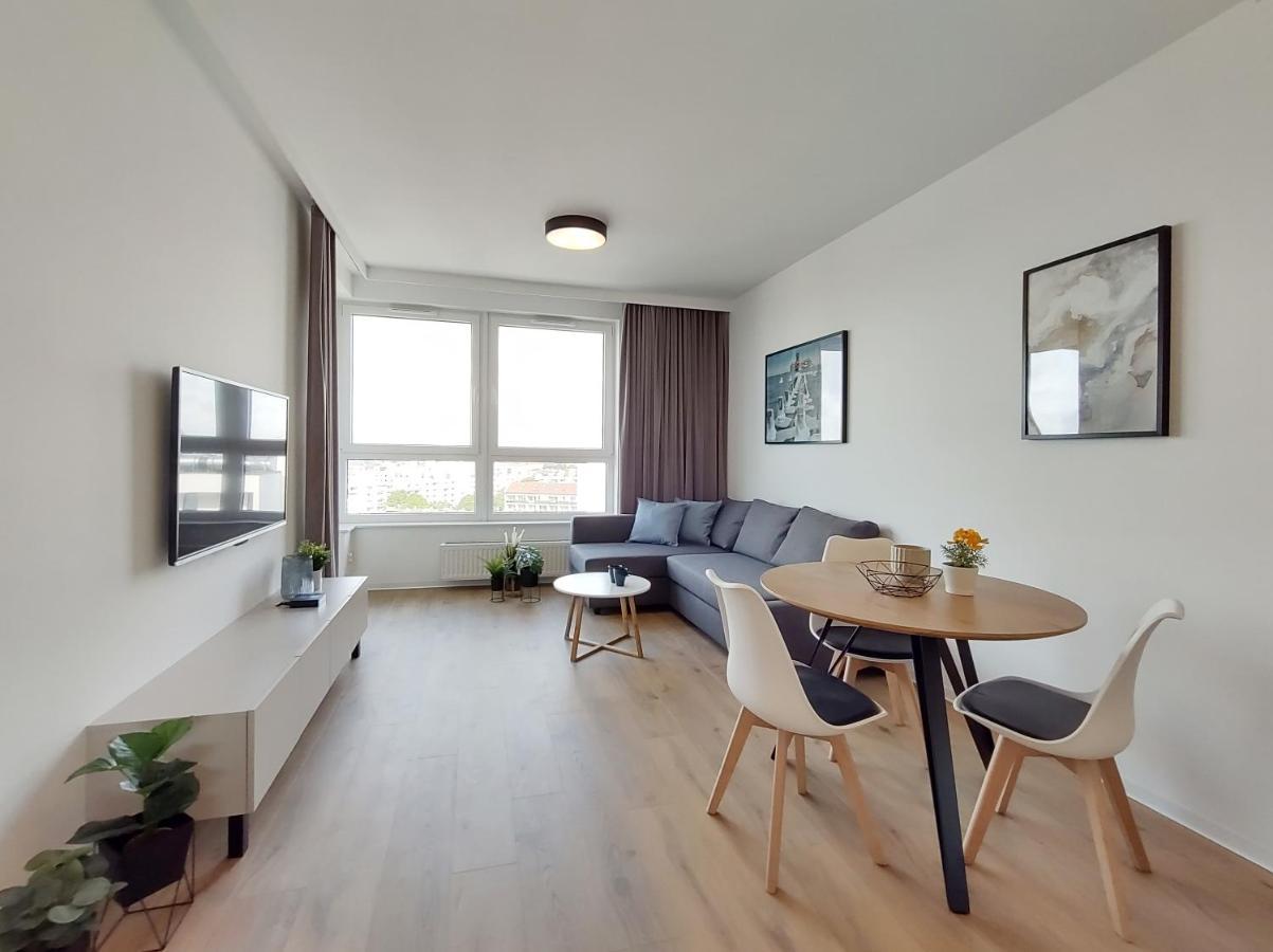 Elegant 3City Apartment With Parking In Gdansk By Noclegi Renters Екстер'єр фото