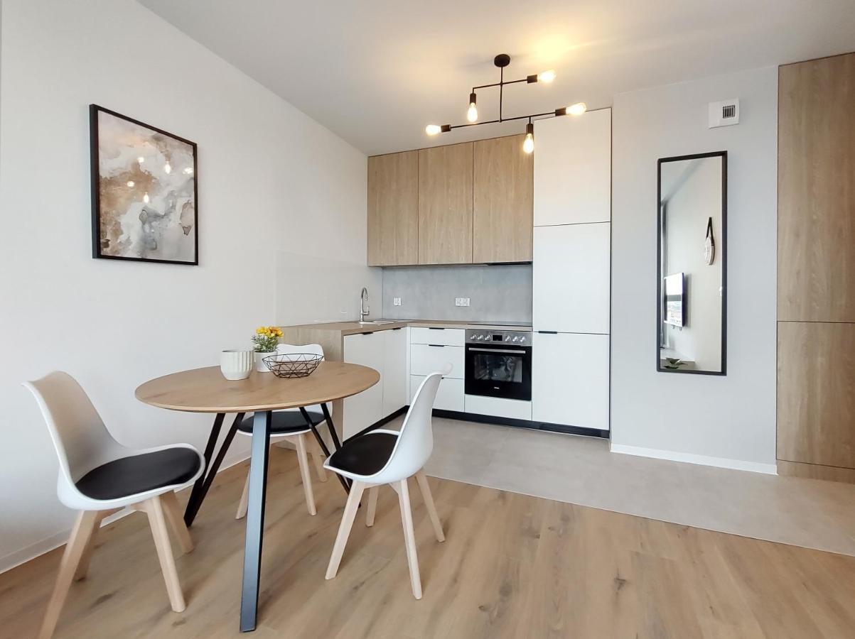 Elegant 3City Apartment With Parking In Gdansk By Noclegi Renters Екстер'єр фото