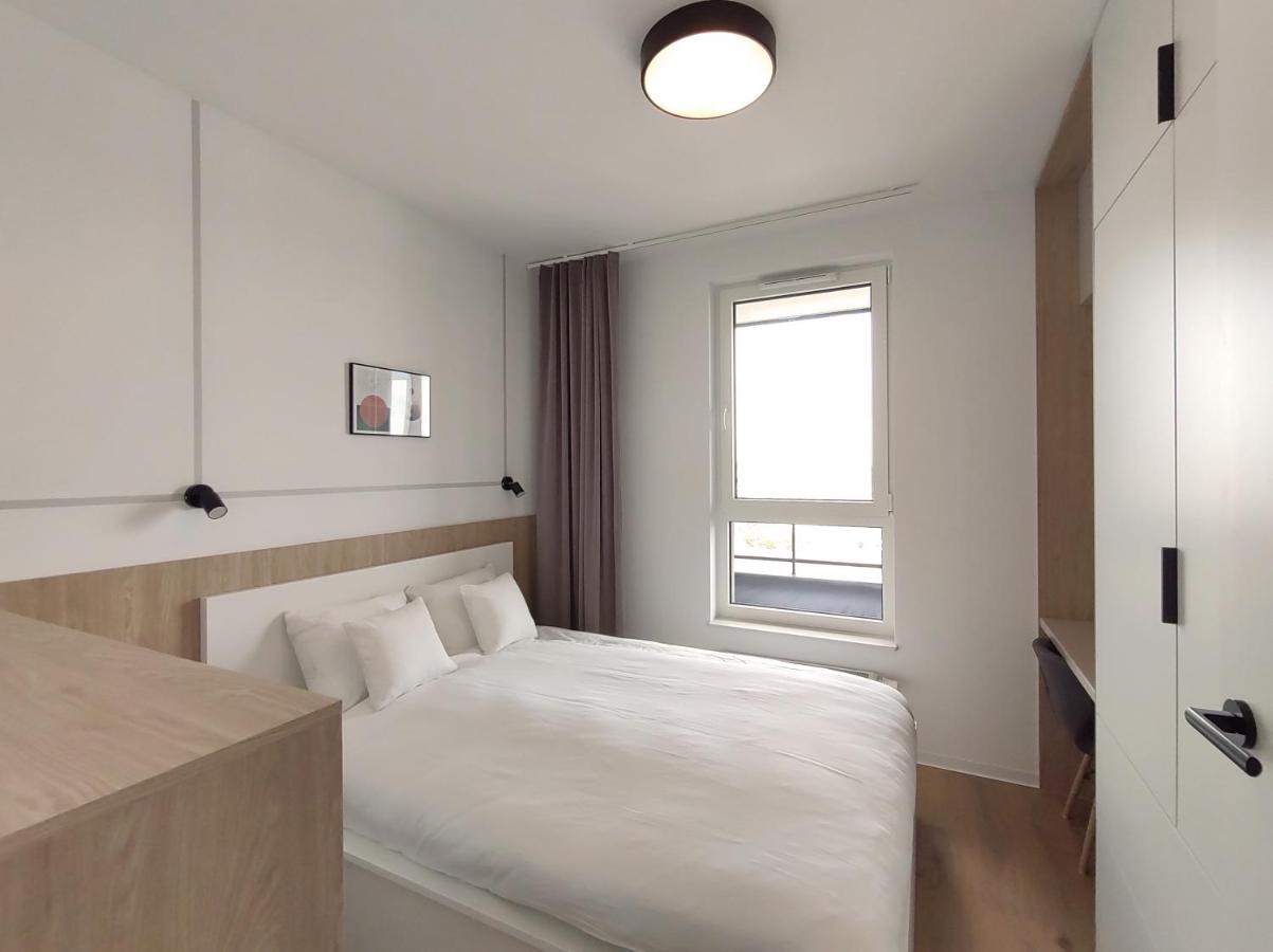 Elegant 3City Apartment With Parking In Gdansk By Noclegi Renters Екстер'єр фото